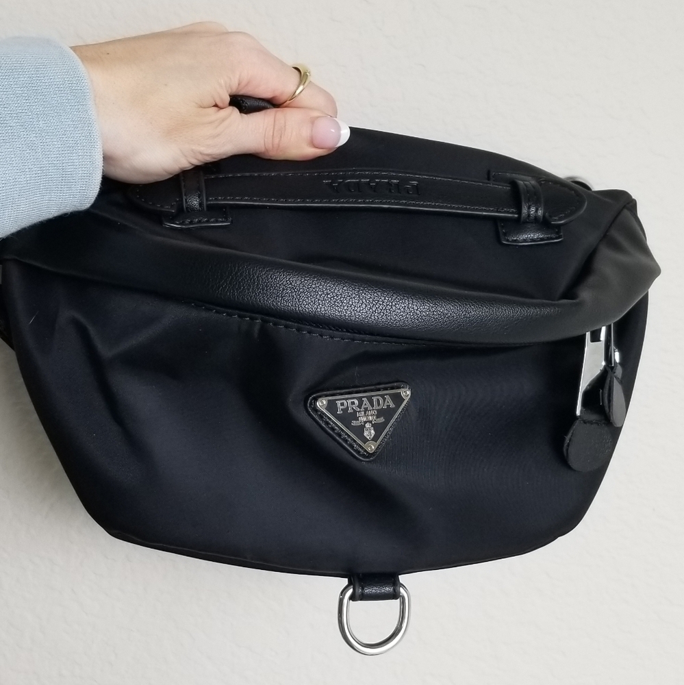 Black chain belt bag faux